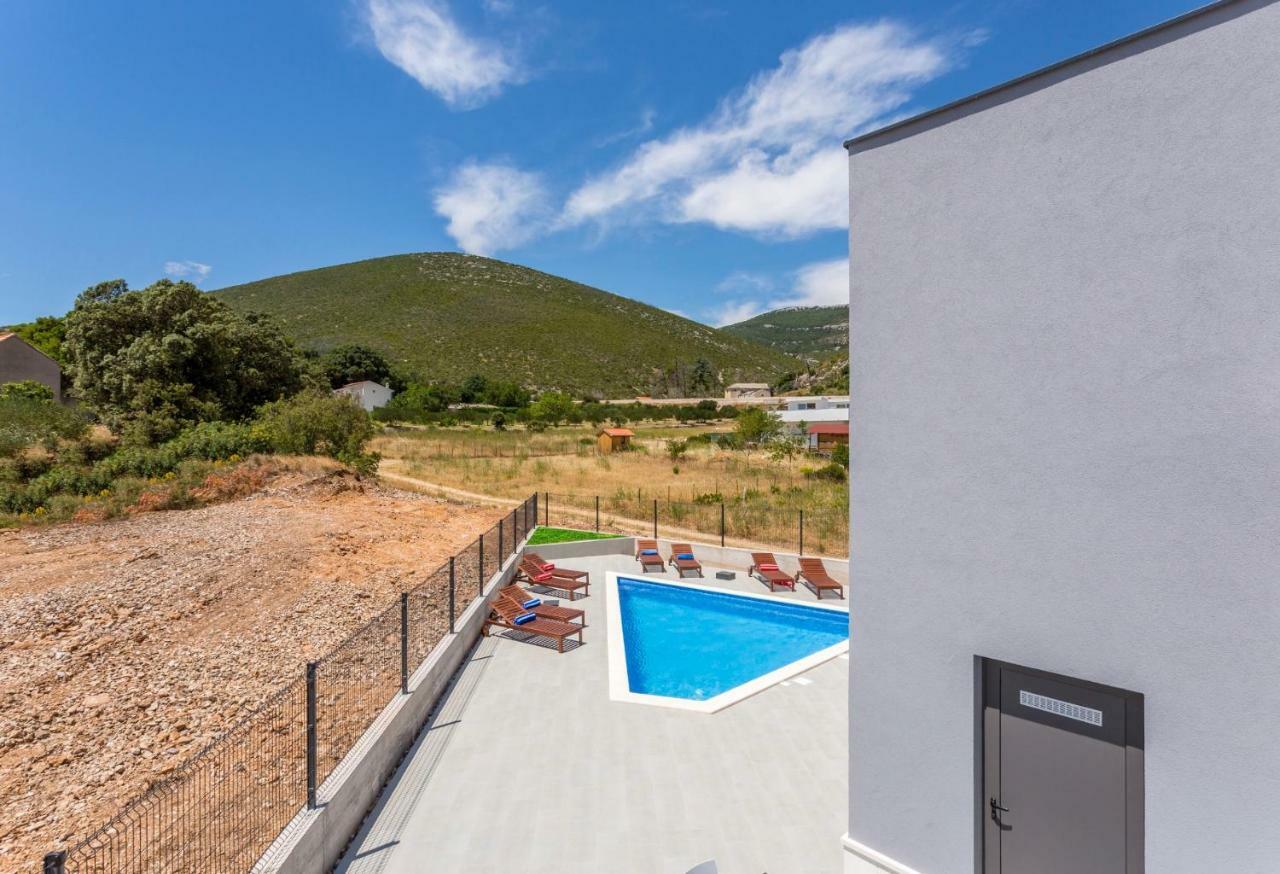 Villa Mila Kastela Kaštel Novi Exteriér fotografie